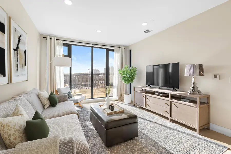 338 NEWARK AVE #602, Jersey City, NJ 07302 - #2
