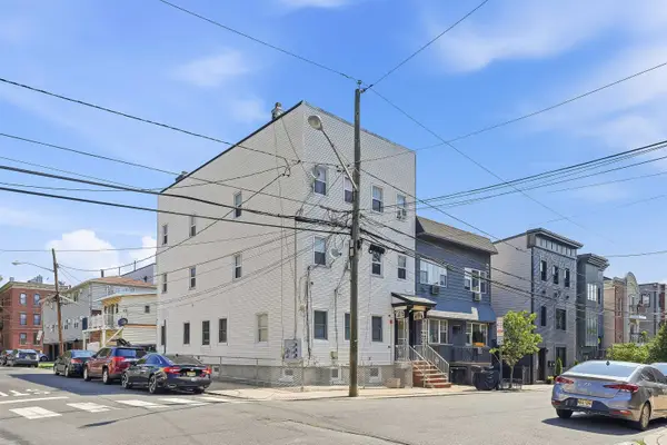 38 BLEECKER ST, JC, Heights, NJ 07307