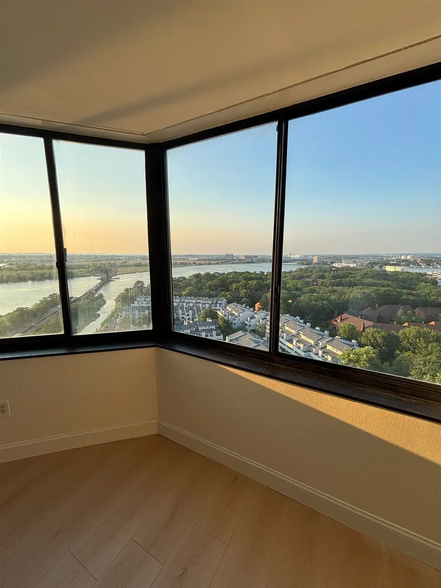 1740 HARMON COVE TOWER #1740, Secaucus, NJ 07094 - #2