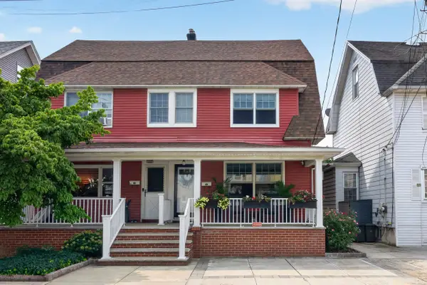 16 MARION CT, Bayonne, NJ 07002