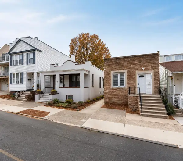 219 BARTHOLDI AVE, JC, West Bergen, NJ 07305
