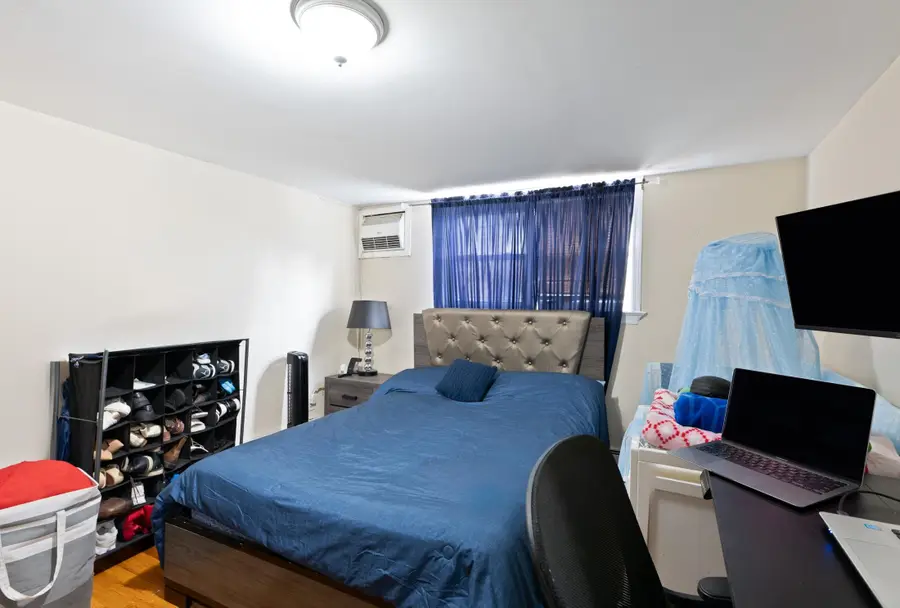 555 61ST ST, West New York, NJ 07093 - #3