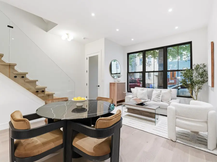396 1ST ST, Jersey City, NJ 07302 - #2