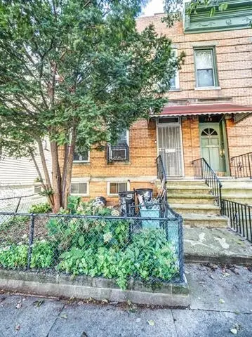 387 WOODLAWN AVE, Jersey City, NJ 07305 - #1