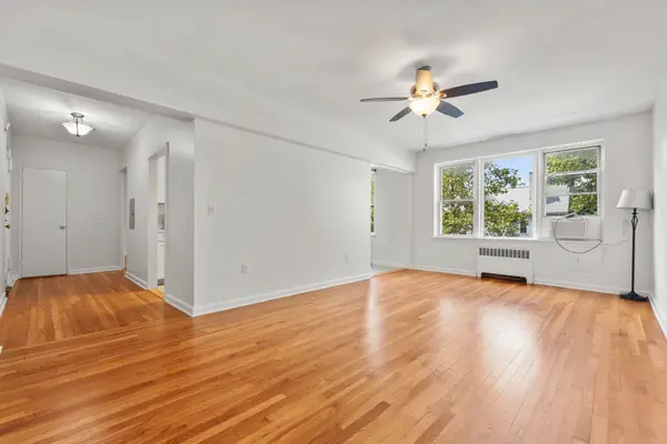 2520 JOHN F KENNEDY BLVD #2E, JC, Journal Square, NJ 07304