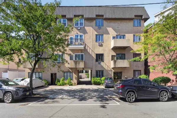 46 WEST 20TH ST #9, Bayonne, NJ 07002