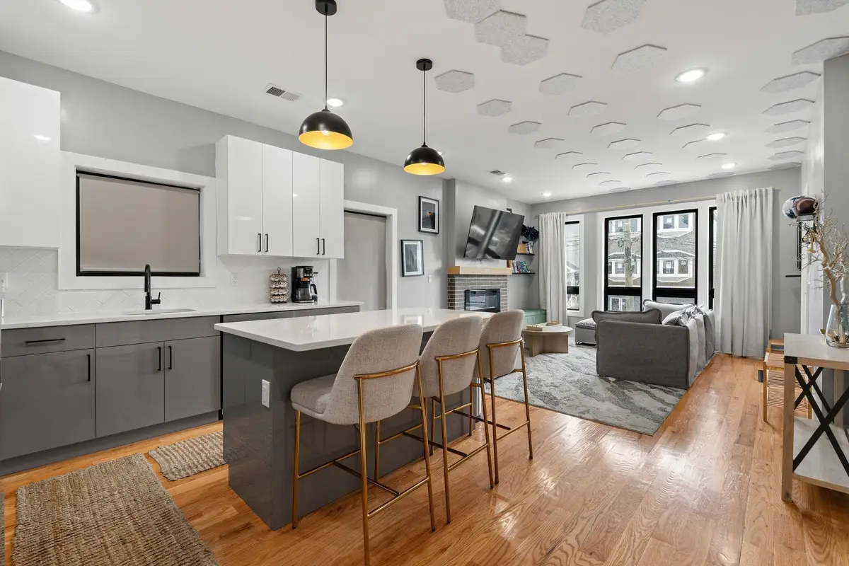 246 CLINTON AVE, Jersey City, NJ 07304 - #1