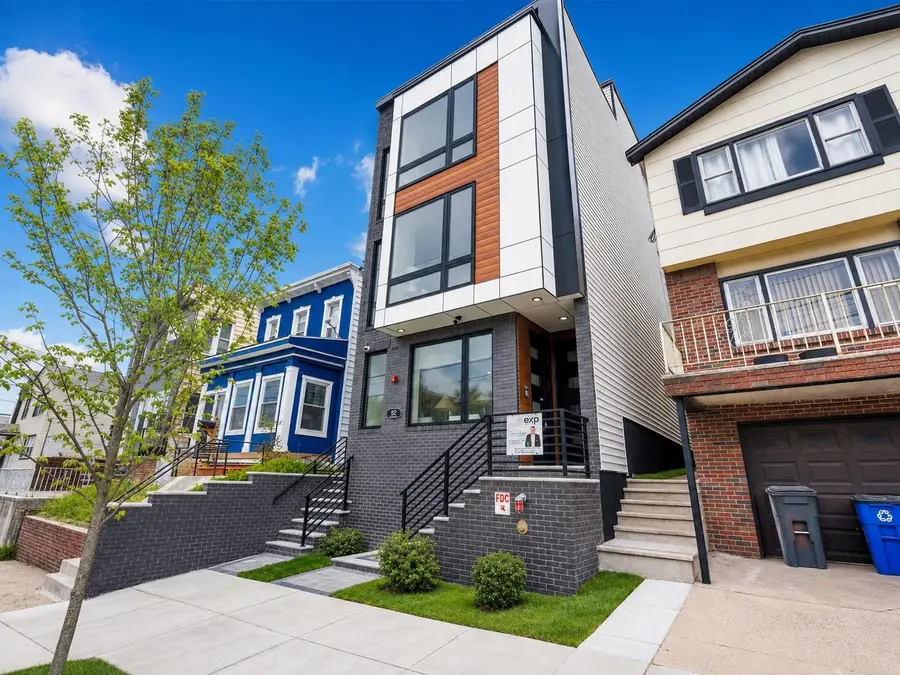 82 PAMRAPO AVE #A1, Jersey City, NJ 07305 - #3