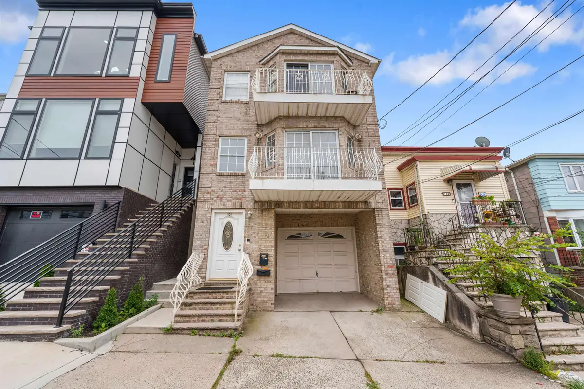 101 HAGUE ST, Jersey City, NJ 07307 - #1