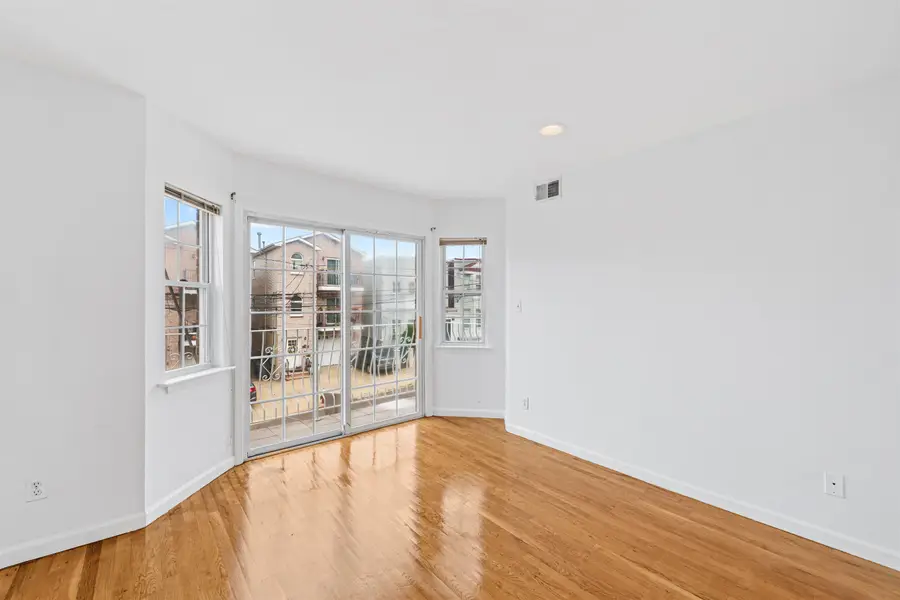 101 HAGUE ST, Jersey City, NJ 07307 - #2
