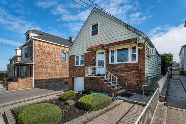 1456 76TH ST, North Bergen, NJ 07047-4055