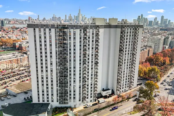 100 MANHATTAN AVE #103, Union City, NJ 07087
