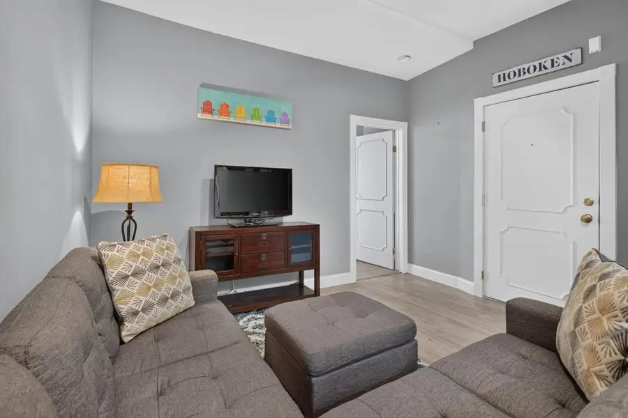 815 WILLOW AVE #5L, Hoboken, NJ 07030 - #2
