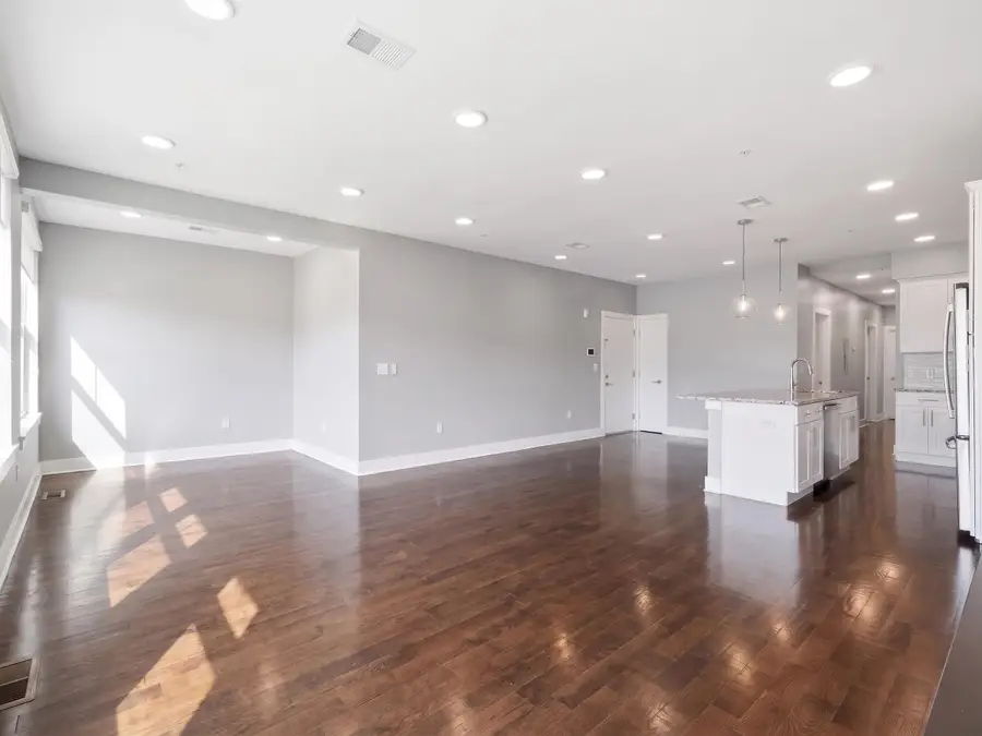 50 LAIDLAW AVE #2, Jersey City, NJ 07306 - #2