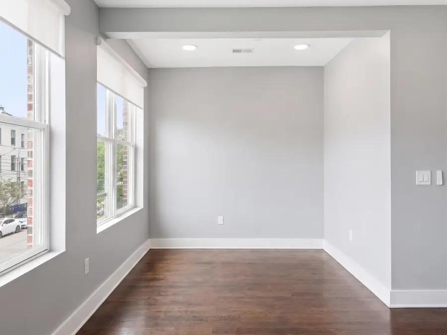 50 LAIDLAW AVE #2, Jersey City, NJ 07306 - #3