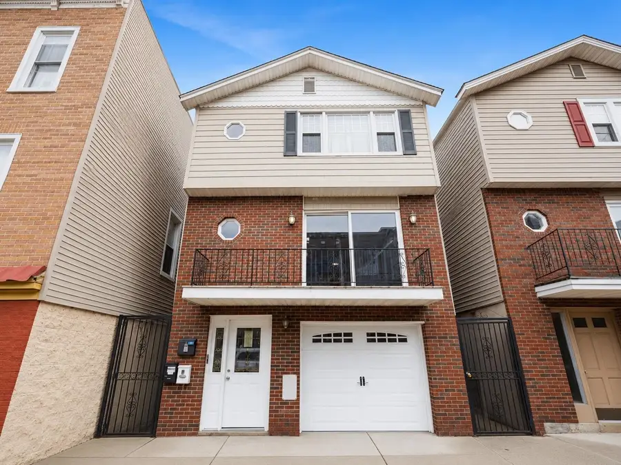 510 LINCOLN ST, Union City, NJ 07087 - #2