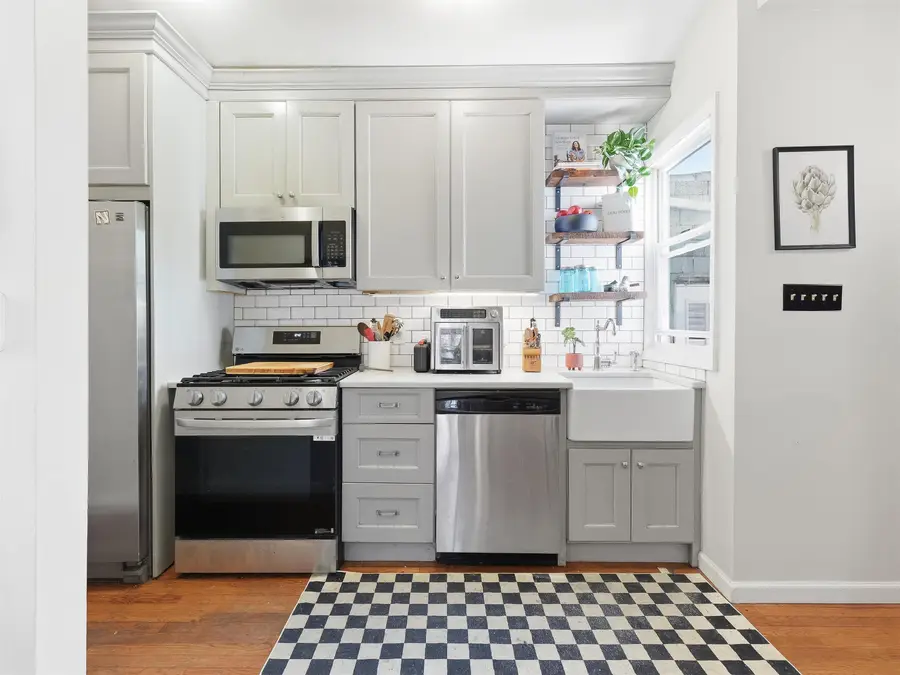 211 PLAINFIELD AVE, Jersey City, NJ 07306 - #2