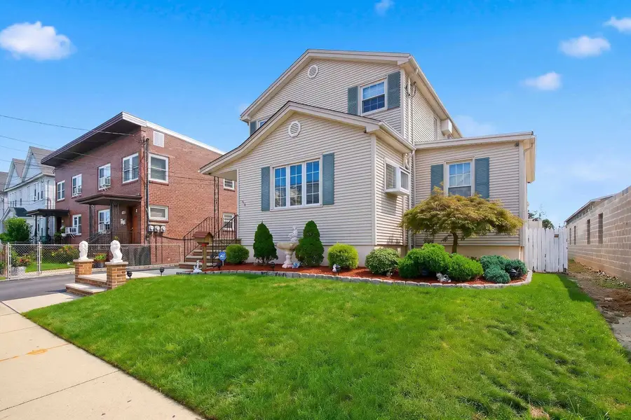 752 FOREST ST, Kearny, NJ 07032 - #2