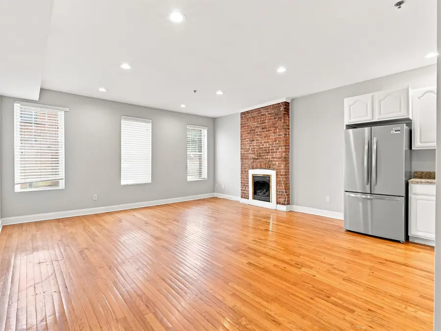 95 WEBSTER AVE #2F, Jersey City, NJ 07307 - #3