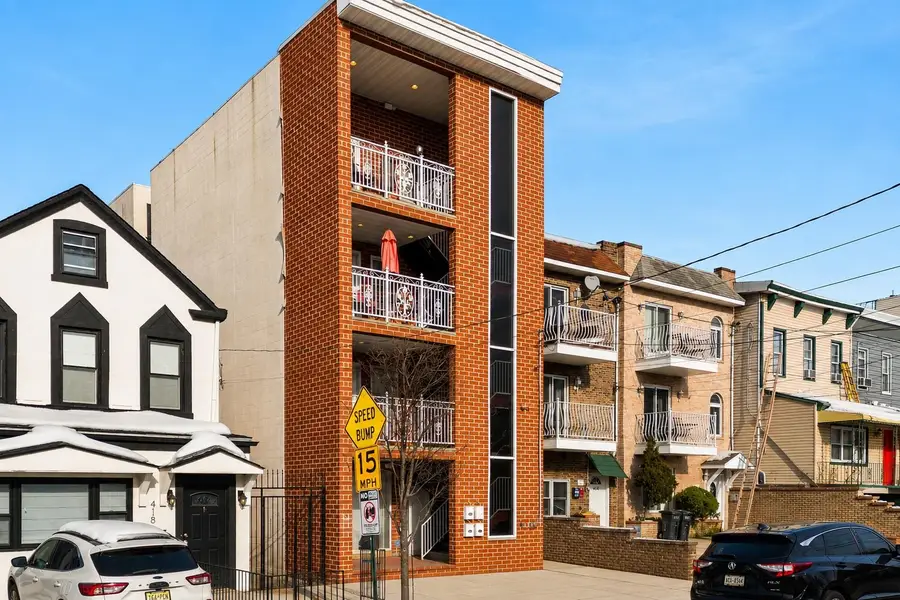416 2ND ST, Union City, NJ 07087 - #2