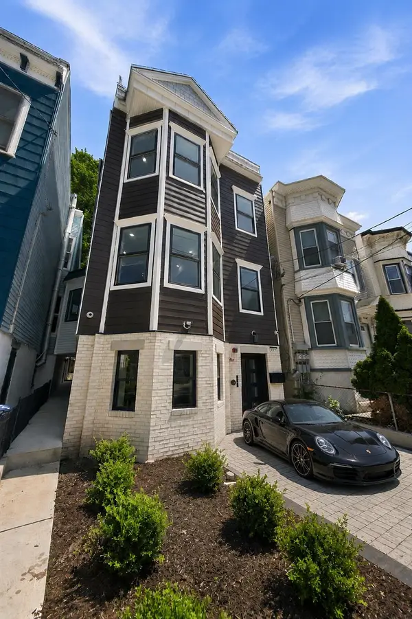 892 SUMMIT AVE, JC, Heights, NJ 07307