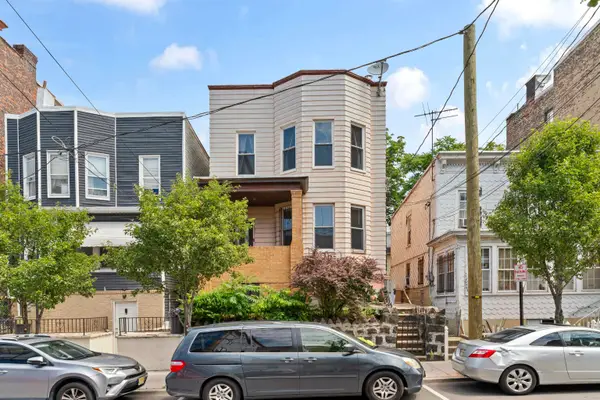 716 10TH ST, Union City, NJ 07087
