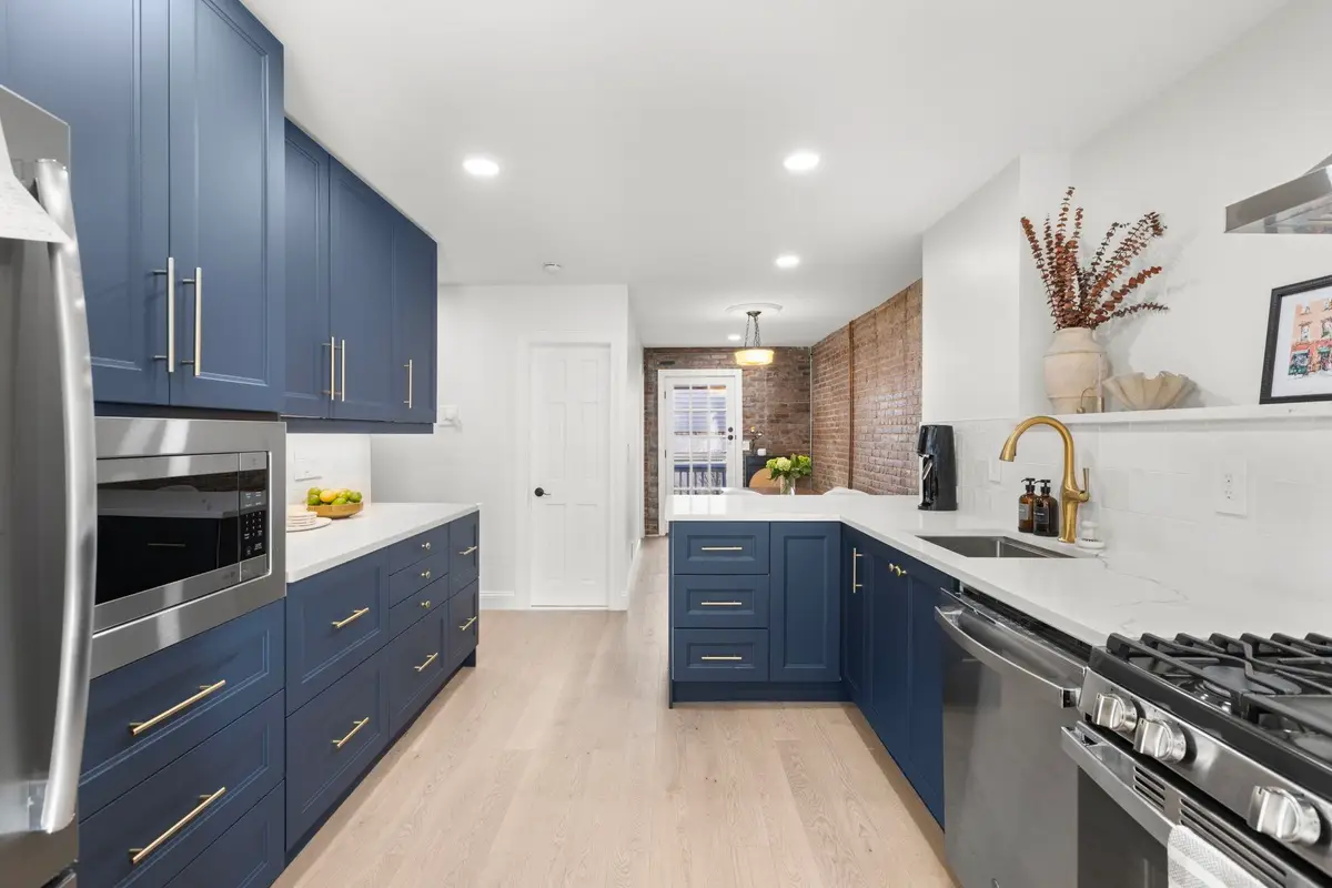 302 4TH ST, Jersey City, NJ 07302 - #1