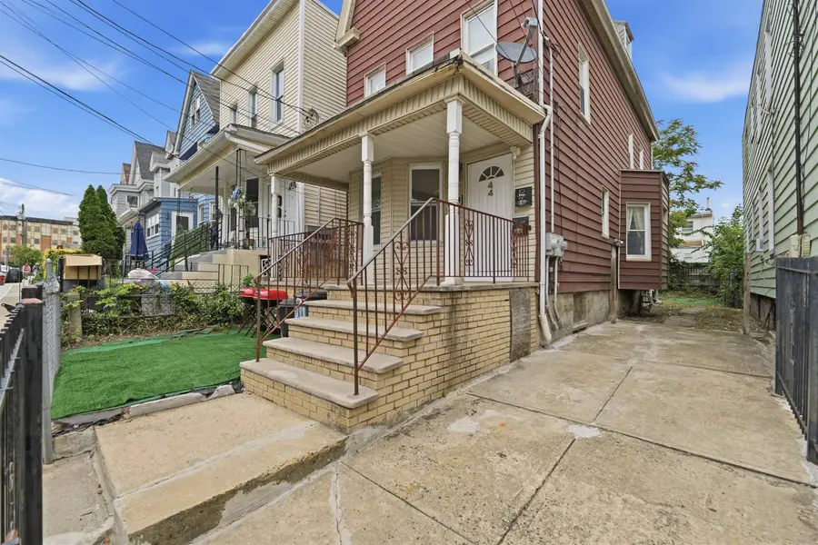 44 DWIGHT ST, Jersey City, NJ 07305 - #2