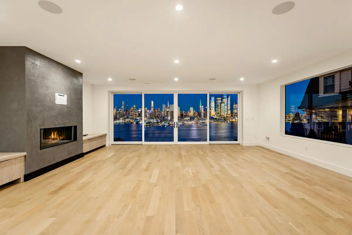 58 KING AVE, Weehawken, NJ 07086 - #1