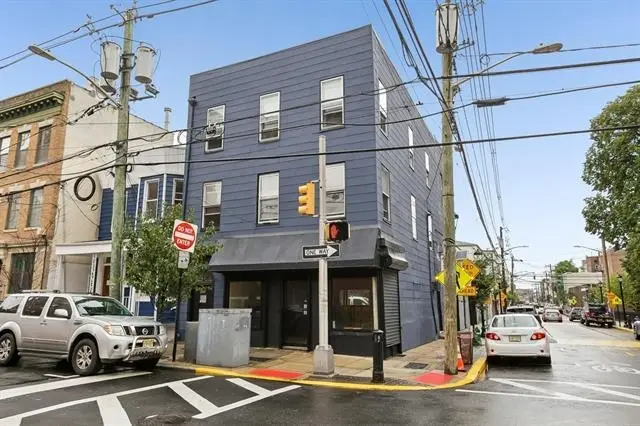 200 38TH ST, Union City, NJ 07087 - #1