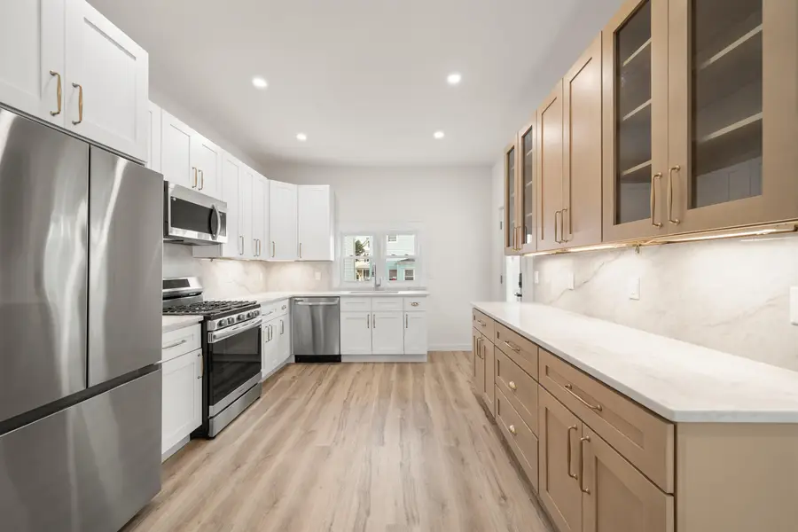 13 EAST 32ND ST, Bayonne, NJ 07002 - #2