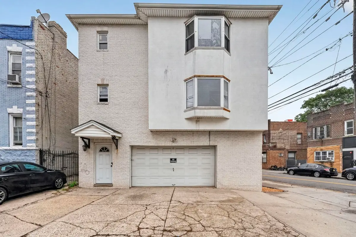 115 OLD BERGEN RD, Jersey City, NJ 07305 - #1