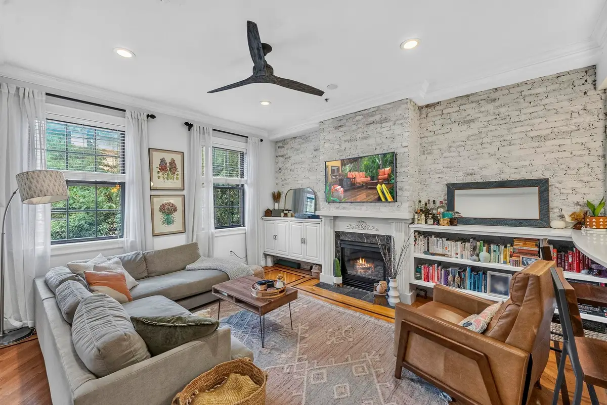 121 BLOOMFIELD ST #2, Hoboken, NJ 07030 - #1