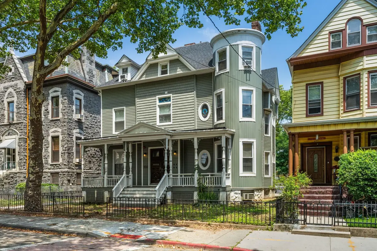 486 BRAMHALL AVE, Jersey City, NJ 07304 - #1