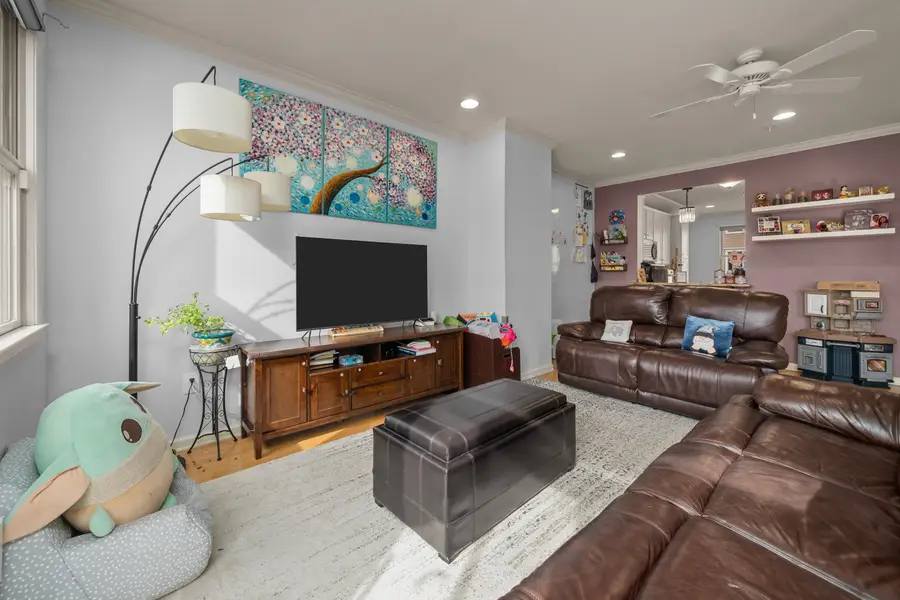 397 KINGSTON CT, West New York, NJ 07093 - #2