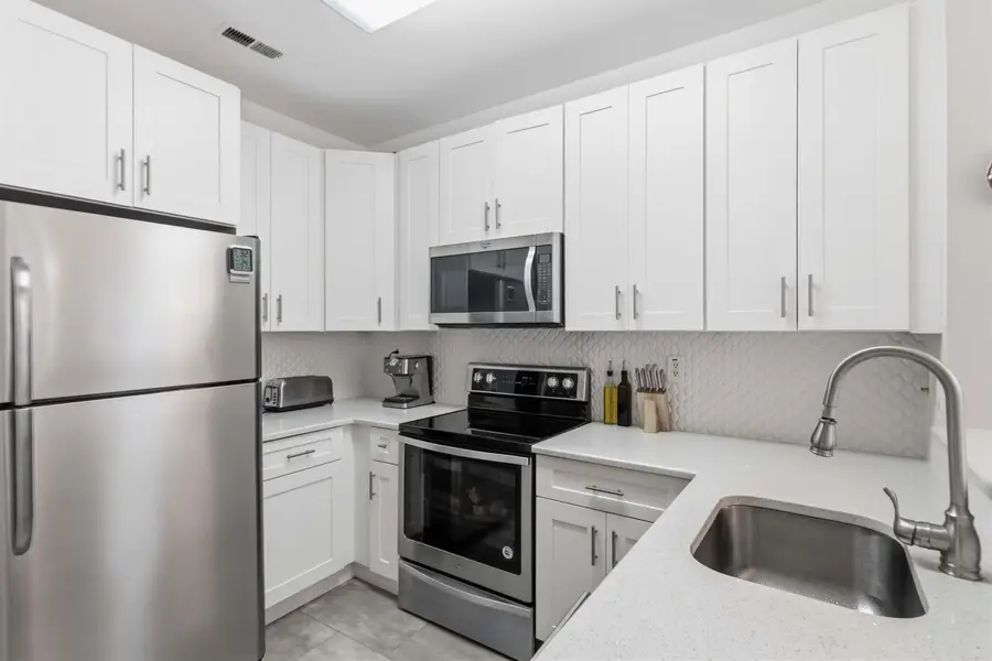 26 AVENUE AT PORT IMPERIAL #313, West New York, NJ 07093 - #2