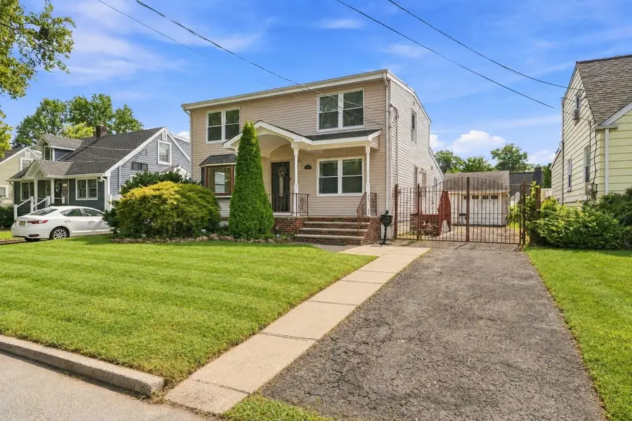 1138 MAYFAIR DR, Rahway, NJ 07065 - #3