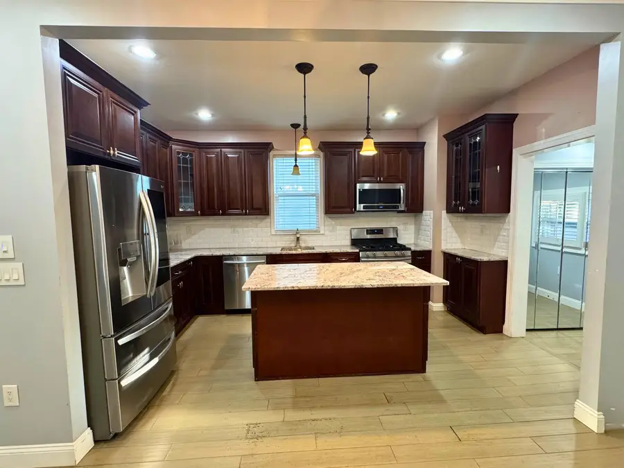 33 KELLY PARKWAY, Bayonne, NJ 07002 - #2