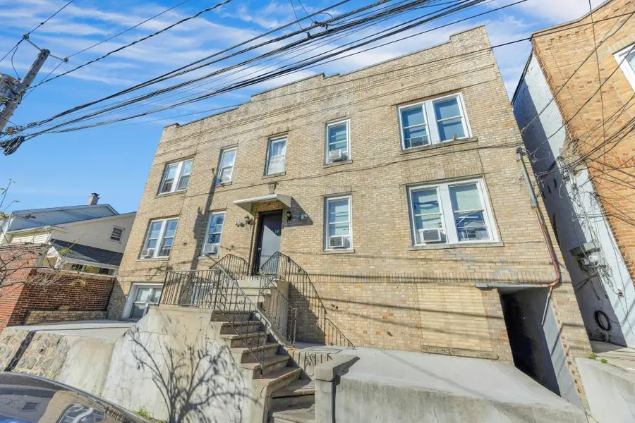 1406 8TH ST #2, North Bergen, NJ 07047 - #3