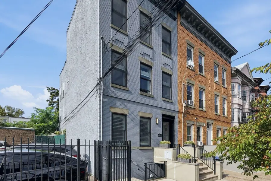 11 JEFFERSON AVE #1, Jersey City, NJ 07306 - #2