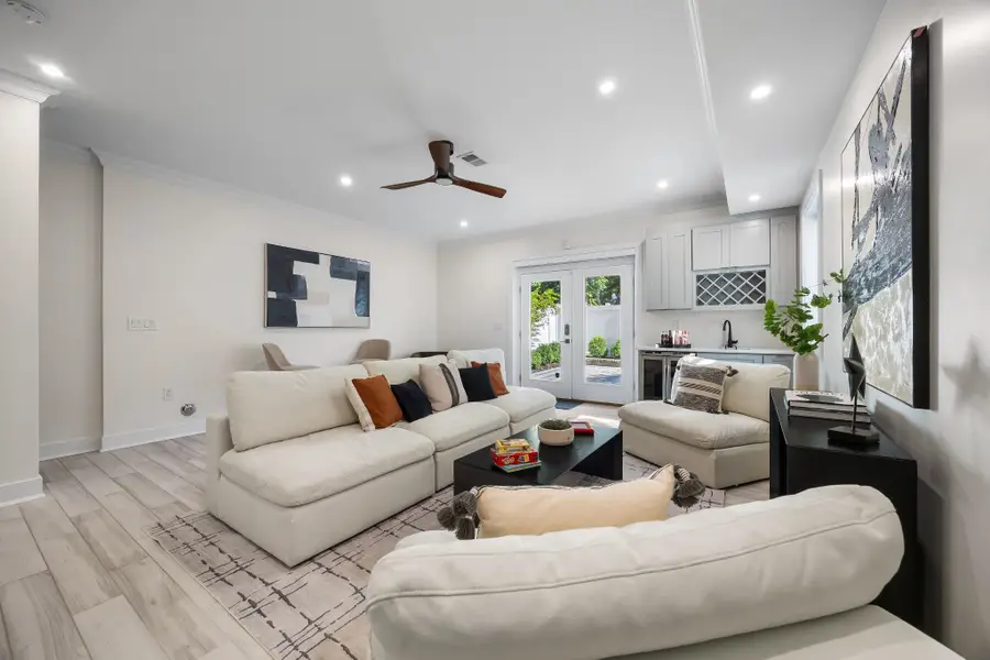 204 BOWERS ST #Unit1, Jersey City, NJ 07307 - #2