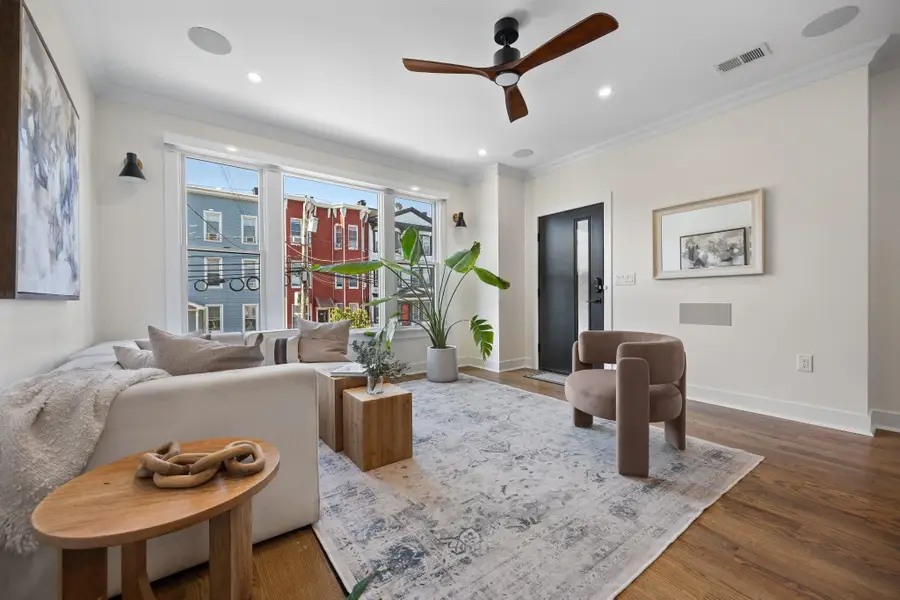 204 BOWERS ST #Unit1, Jersey City, NJ 07307 - #3
