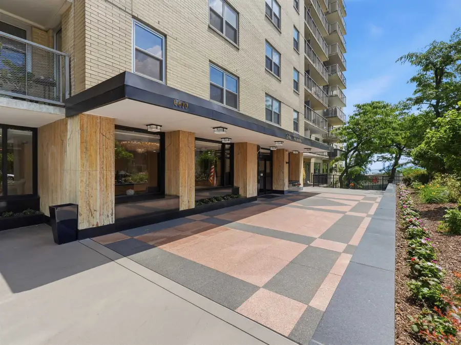 6600 BLVD EAST #19H, West New York, NJ 07093 - #2