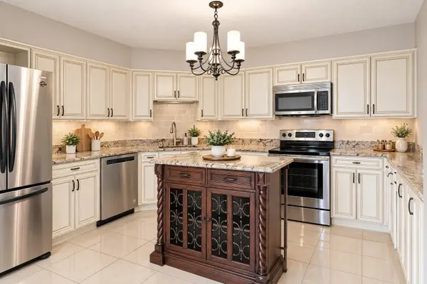 1328 HARMON COVE TOWER, Secaucus, NJ 07094