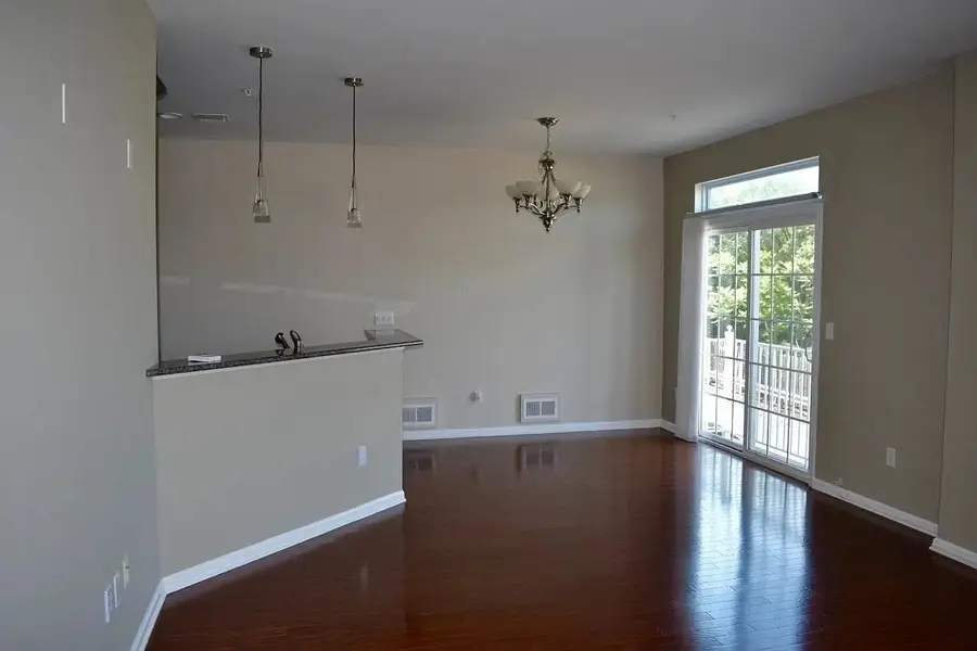 265 CUSTER AVE #118, Jersey City, NJ 07305 - #3