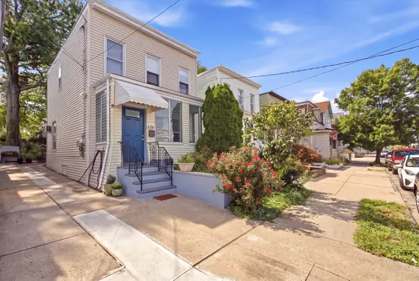 22 WEST 7TH ST, Bayonne, NJ 07002
