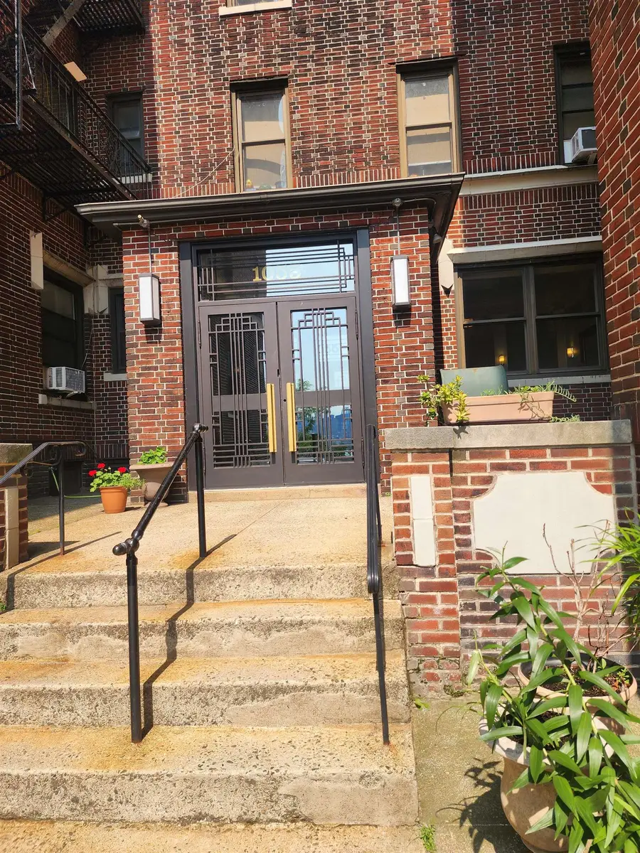 1055 BOULEVARD #B7, Weehawken, NJ 07086 - #3