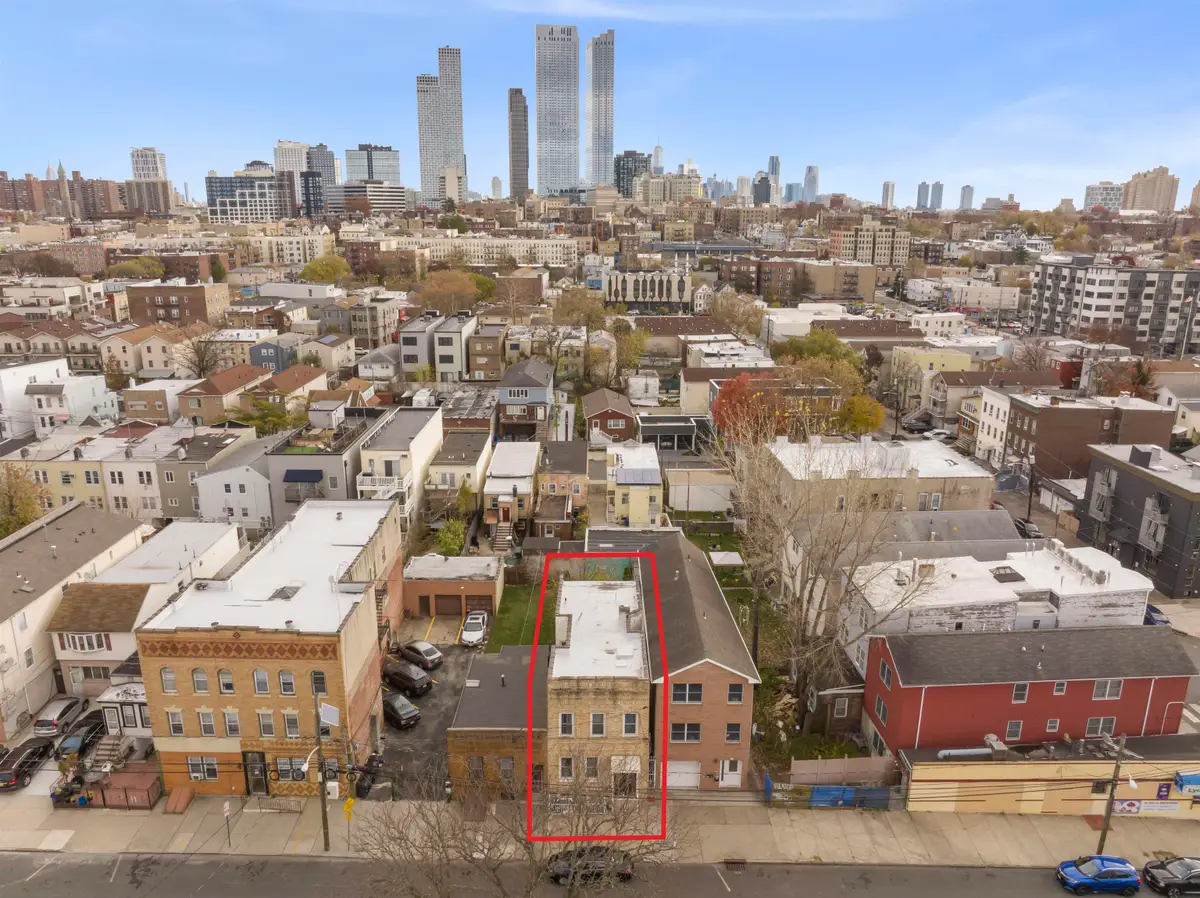 12 WRIGHT AVE, Jersey City, NJ 07306 - #1