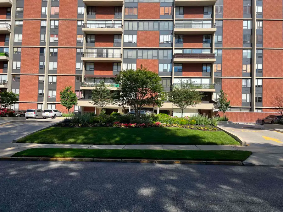 4 HORIZON RD #1207, Fort Lee, NJ 07024 - #2