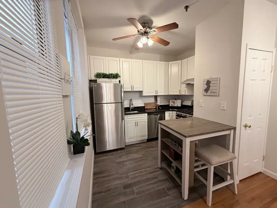 711 WILLOW AVE #2C, Hoboken, NJ 07030 - #3